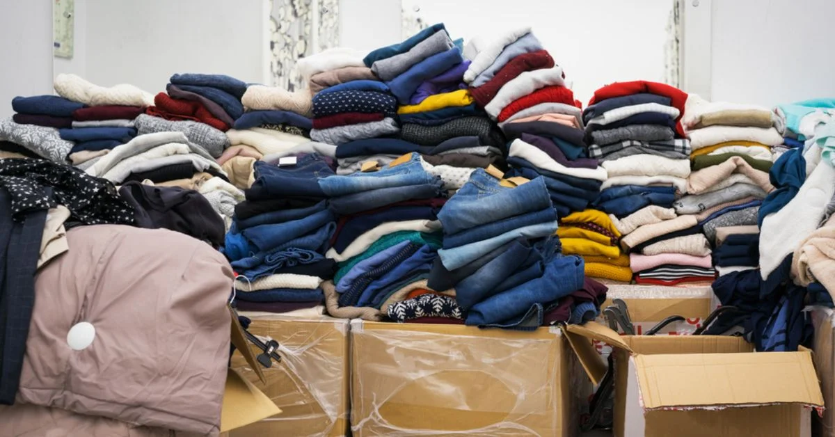 wholesale clothing suppliers